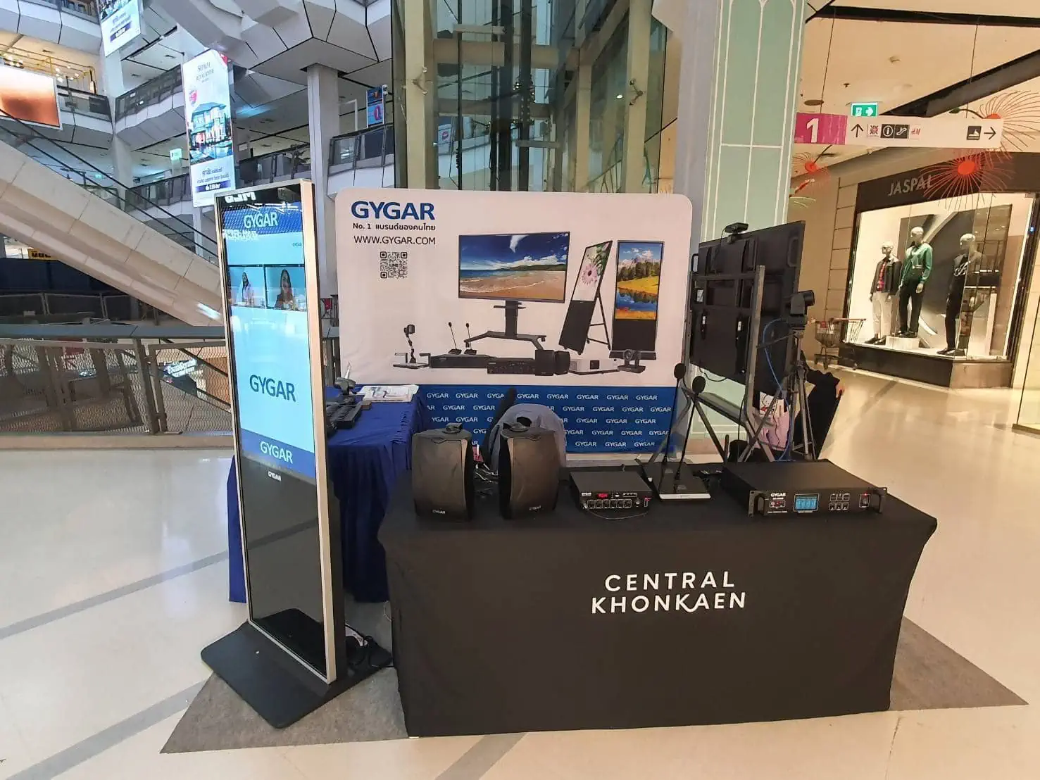 GYGAR brought products for remote meeting rooms to display at Central Khon Kaen 1