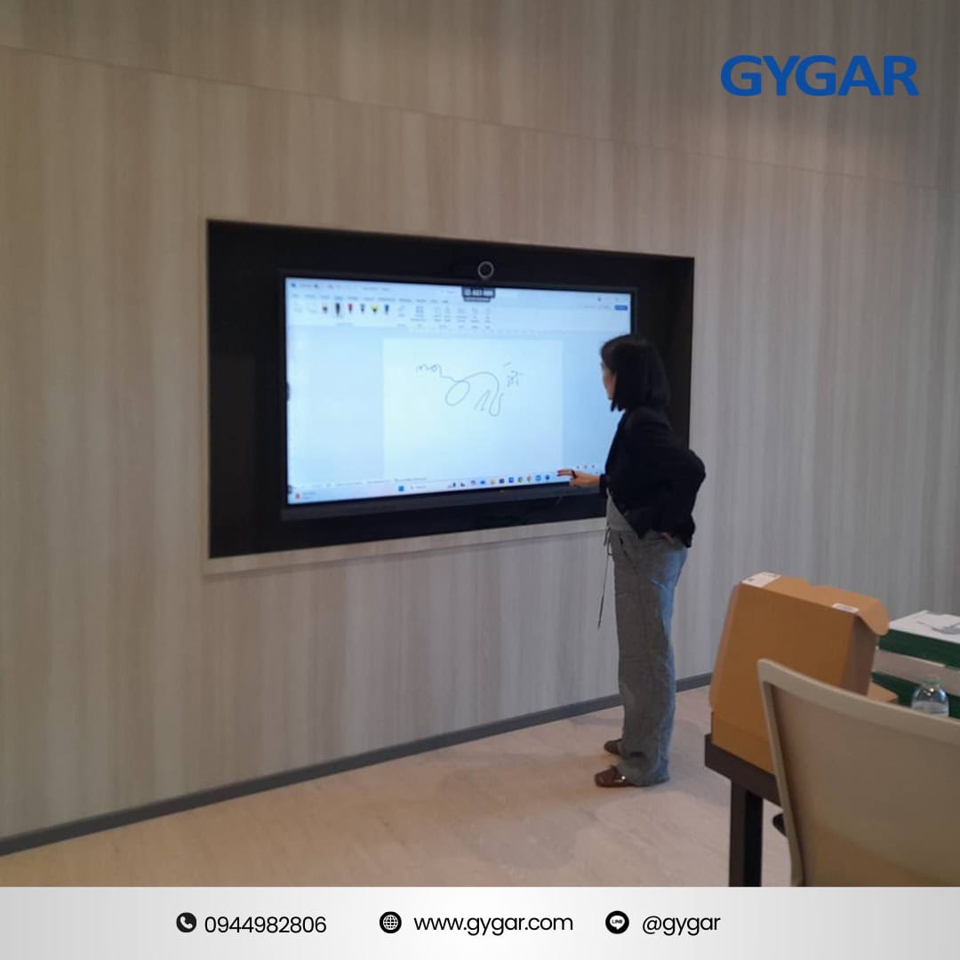 Delivering work and installing Digital Signage Wall Mount 55 inches (4K) 3