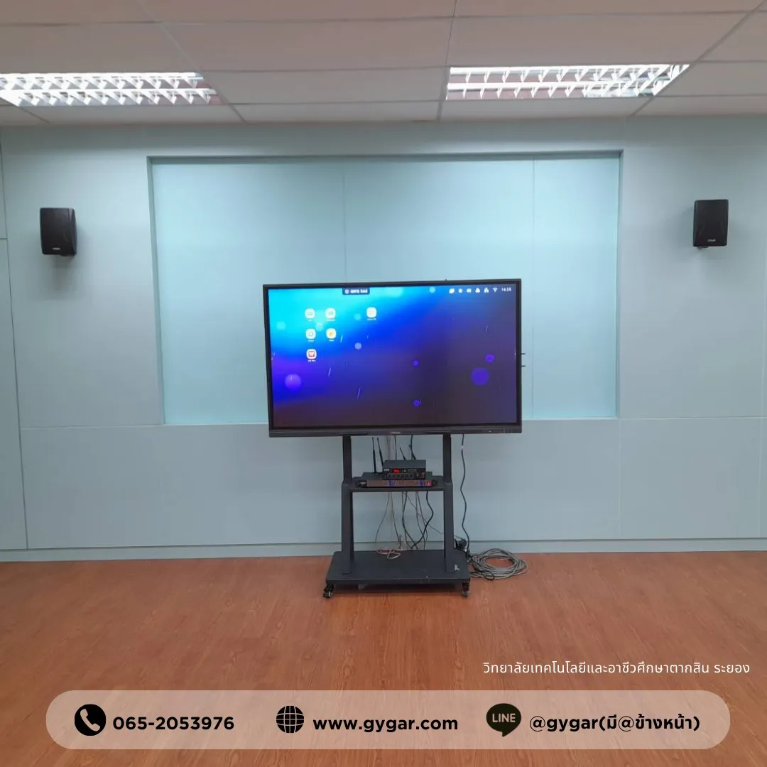 Delivering products with training on the use of the 65-inch Interactive Presenter GA-Series with a wheeled stand at Taksin Technology and Vocational College, Rayong 3